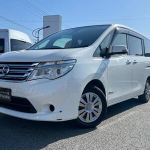 2016 Nissan Serena pearl hybrid used car Japan export