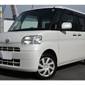 2013 Daihatsu Tanto white gasoline used car Japan export