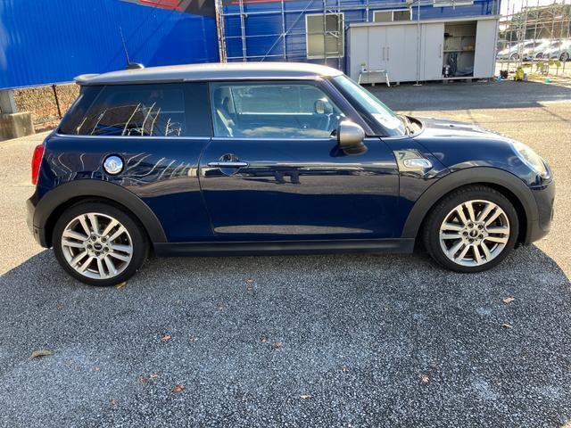 Ref:AUX-21707830 MINI MINI 2017 11 Ref:AUX-21707830 MINI MINI 2017 - Image 11