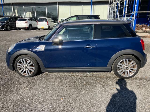Ref:AUX-21707830 MINI MINI 2017 15 Ref:AUX-21707830 MINI MINI 2017 - Image 15
