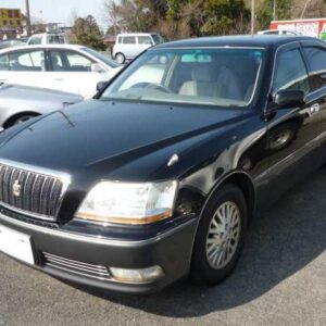 2000 Toyota Crown Majesta black gasoline used car Japan export
