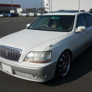 1999 Toyota Crown Majesta pearl gasoline used car Japan export