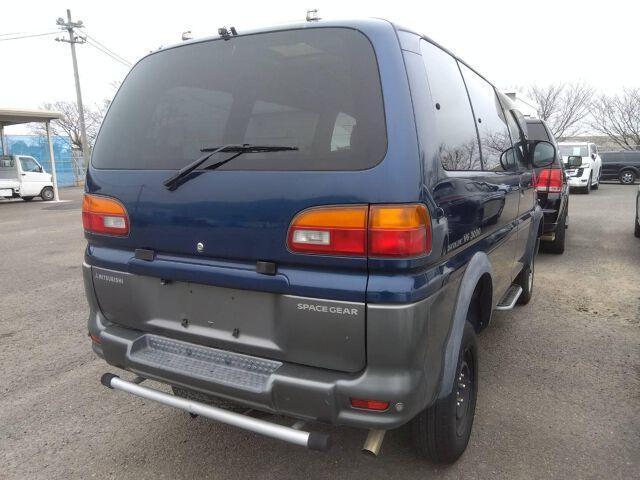 Ref:AUX-21740811 MITSUBISHI DELICA SPACE GEAR 2001 5 Ref:AUX-21740811 MITSUBISHI DELICA SPACE GEAR 2001 - Image 5