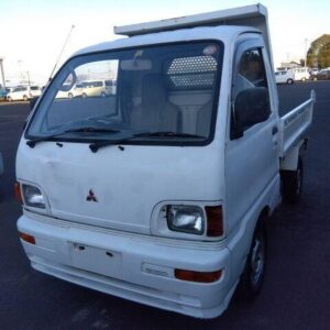 1995 Mitsubishi Minicab Truck white gasoline used car Japan export