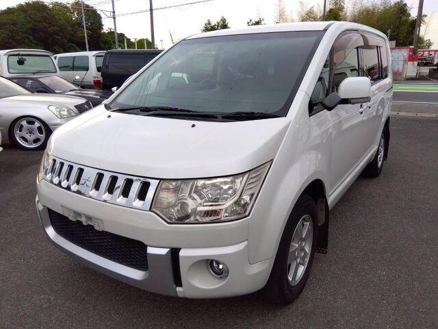 Ref:AUX-21741000 MITSUBISHI DELICA D:5 2013 1 2013 Mitsubishi Delica D:5 pearl gasoline used car Japan export