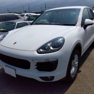 2015 Porsche Cayenne white gasoline used car Japan export