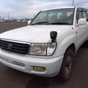 2000 Toyota Land Cruiser 100 white diesel used car Japan export