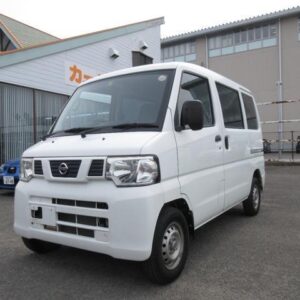 2013 Nissan Nv100Clipper Van white gasoline used car Japan export