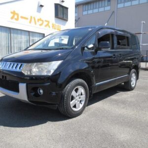 2010 Mitsubishi Delica D:5 black gasoline used car Japan export