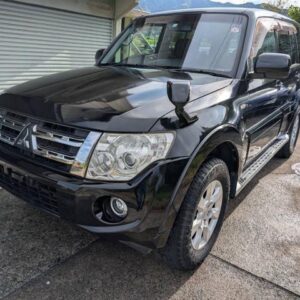 2012 Mitsubishi Pajero black diesel used car Japan export
