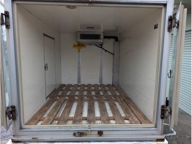 Ref:AUX-21741834 SUBARU SAMBAR TRUCK 2003 5 Ref:AUX-21741834 SUBARU SAMBAR TRUCK 2003 - Image 5