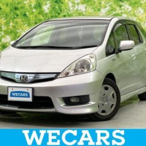 2013 Honda Fit Shuttle Hybrid silver hybrid used car Japan export