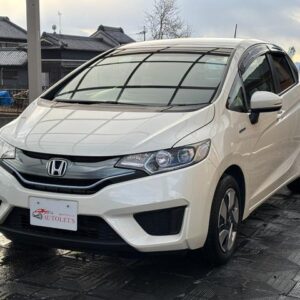 2014 Honda Fit Hybrid pearl hybrid used car Japan export