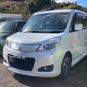2015 Mitsubishi Delica D:2 pearl gasoline used car Japan export