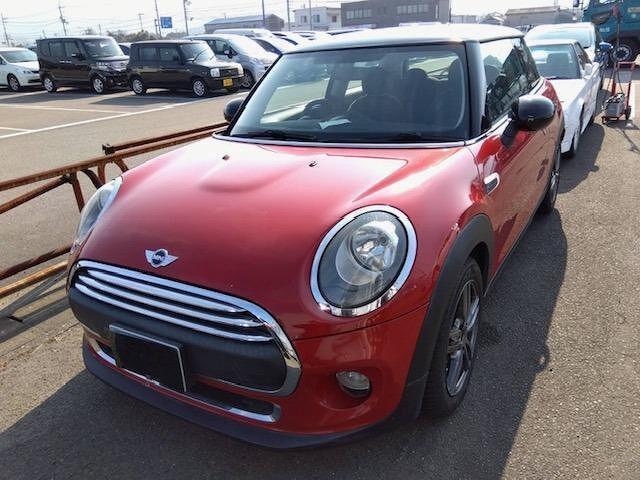 Ref:AUX-21811896 MINI MINI 2016 1 2016 Mini Mini red gasoline used car Japan export