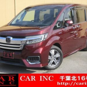 2017 Honda Stepwagon Spada red hybrid used car Japan export