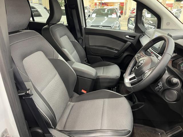 Ref:AUX-21834689 RENAULT KANGOO 2024 - Image 4