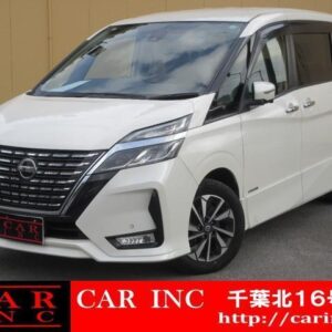 2019 Nissan Serena pearl hybrid used car Japan export