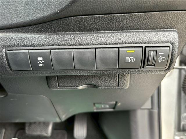 Ref:AUX-21840790 TOYOTA COROLLA TOURING 2022 17 Ref:AUX-21840790 TOYOTA COROLLA TOURING 2022 - Image 17