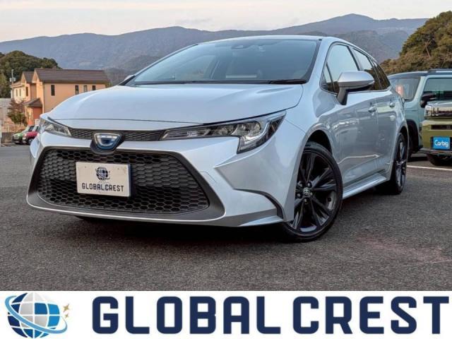 Ref:AUX-21840790 TOYOTA COROLLA TOURING 2022 1 2022 Toyota Corolla Touring silver gasoline used car Japan export