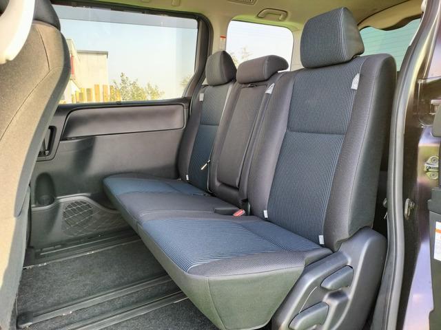 Ref:AUX-21868692 TOYOTA NOAH 2014 11 Ref:AUX-21868692 TOYOTA NOAH 2014 - Image 11