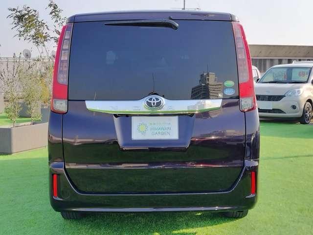Ref:AUX-21868692 TOYOTA NOAH 2014 18 Ref:AUX-21868692 TOYOTA NOAH 2014 - Image 18