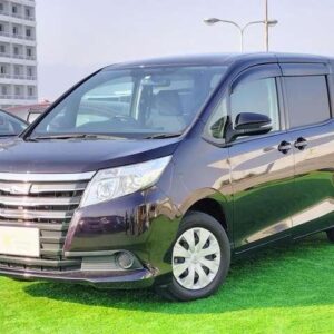 2014 Toyota Noah black gasoline used car Japan export