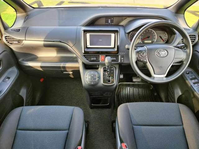 Ref:AUX-21868692 TOYOTA NOAH 2014 5 Ref:AUX-21868692 TOYOTA NOAH 2014 - Image 5