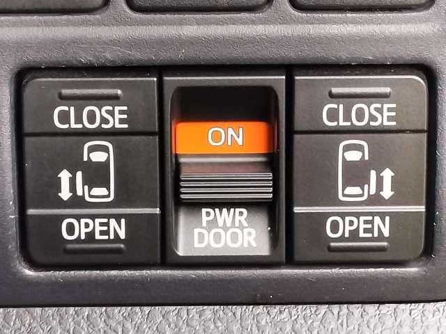 Ref:AUX-21868692 TOYOTA NOAH 2014 6 Ref:AUX-21868692 TOYOTA NOAH 2014 - Image 6