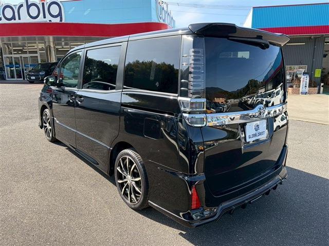 Ref:AUX-21904017 TOYOTA VOXY 2017 - Image 10