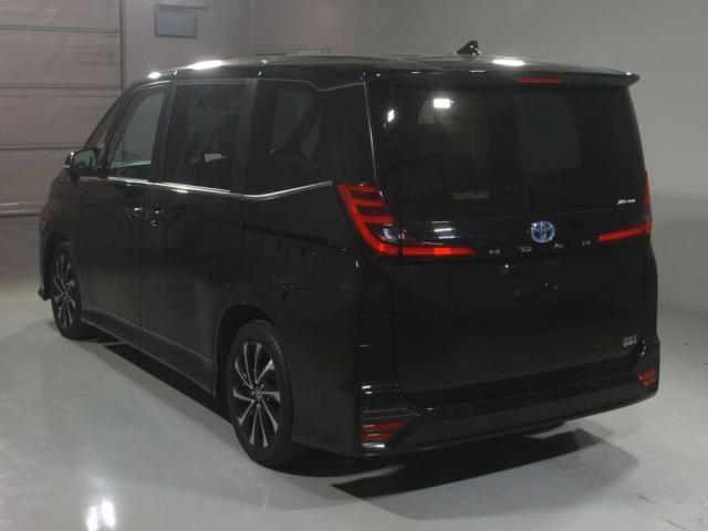 Ref:AUX-21909797 TOYOTA NOAH 2023 - Image 2