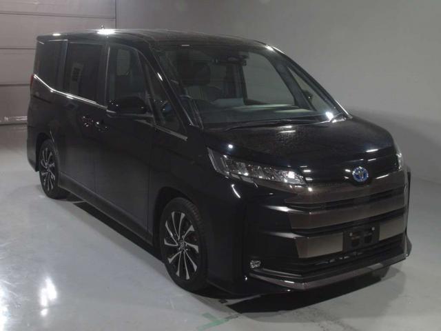 Ref:AUX-21909797 TOYOTA NOAH 2023 - Image 5