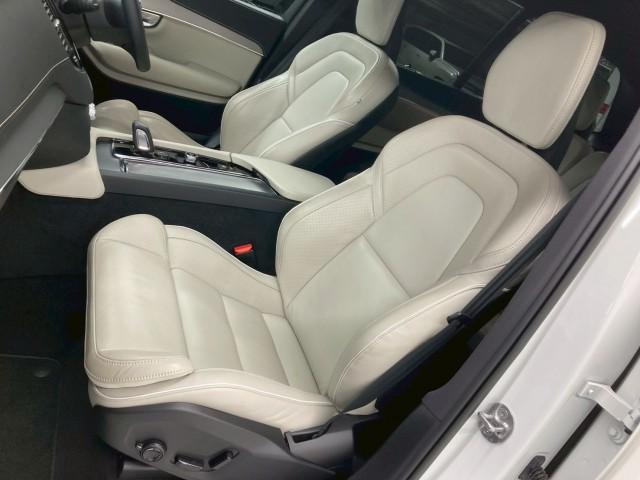 Ref:AUX-21929260 VOLVO XC90 2022 - Image 4