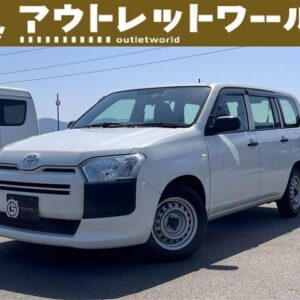 2018 Toyota Succeed Van white gasoline used car Japan export