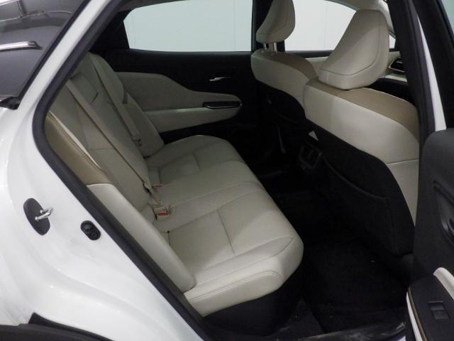 Ref:AUX-21989732 TOYOTA CROWN CROSSOVER 2023 - Image 11