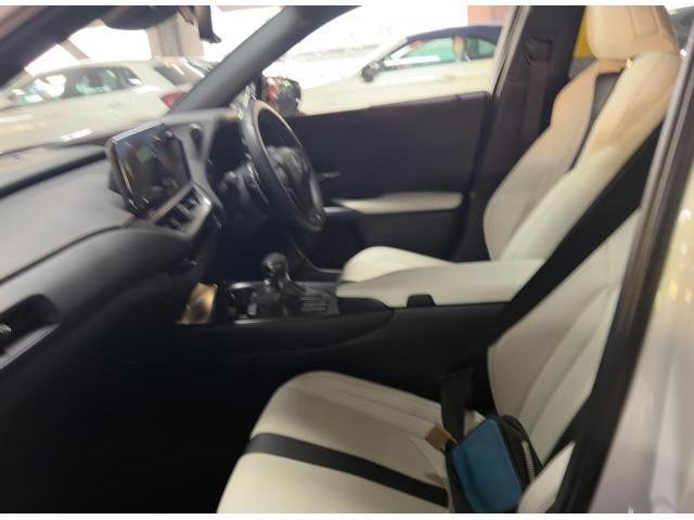 Ref:AUX-22026555 LEXUS UX 2023 - Image 20