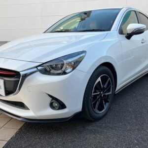 2014 Mazda Demio white diesel used car Japan export