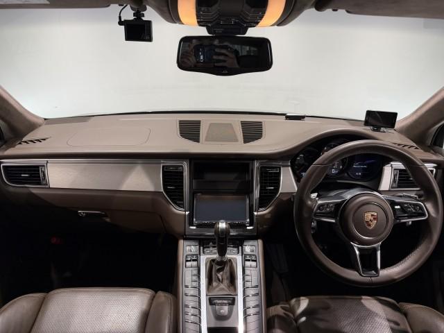 Ref:AUX-22081865 PORSCHE MACAN 2015 - Image 6