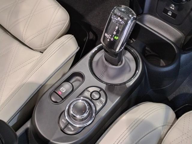 Ref:AUX-22130415 MINI MINI 2023 20 Ref:AUX-22130415 MINI MINI 2023 - Image 20