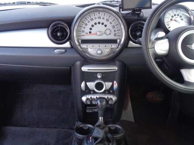 Ref:AUX-22165717 MINI MINI 2009 - Image 3