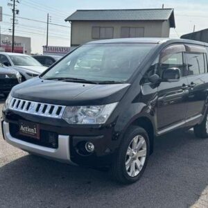 2013 Mitsubishi Delica D:5 black diesel used car Japan export