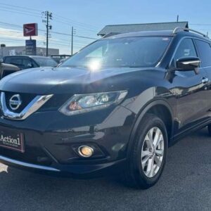 2014 Nissan X-Trail black gasoline used car Japan export