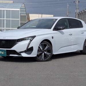 2025 Peugeot 308 white hybrid used car Japan export