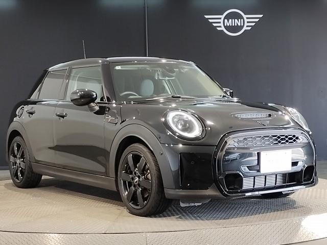 Ref:AUX-22221213 MINI MINI 2022 6 Ref:AUX-22221213 MINI MINI 2022 - Image 6