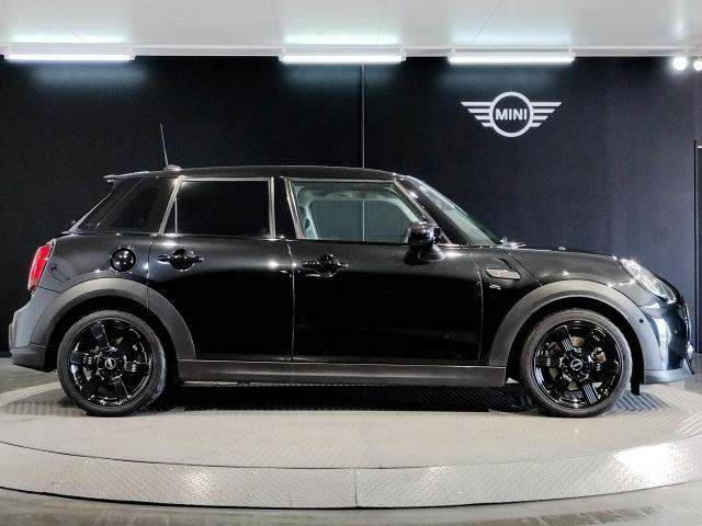 Ref:AUX-22221213 MINI MINI 2022 8 Ref:AUX-22221213 MINI MINI 2022 - Image 8