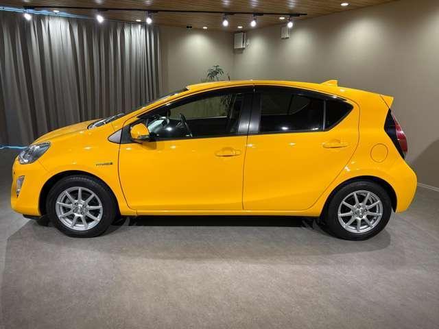 Ref:AUX-22232646 TOYOTA AQUA 2015 11 Ref:AUX-22232646 TOYOTA AQUA 2015 - Image 11