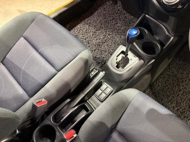 Ref:AUX-22232646 TOYOTA AQUA 2015 16 Ref:AUX-22232646 TOYOTA AQUA 2015 - Image 16
