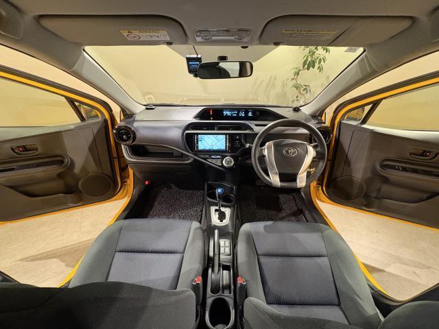 Ref:AUX-22232646 TOYOTA AQUA 2015 3 Ref:AUX-22232646 TOYOTA AQUA 2015 - Image 3