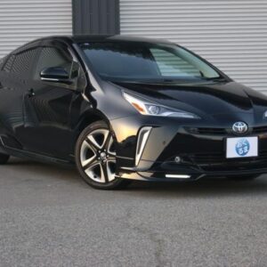 2020 Toyota Prius black hybrid used car Japan export
