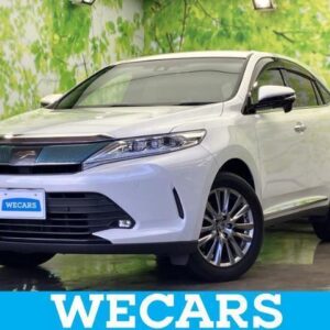 2019 Toyota Harrier pearl gasoline used car Japan export